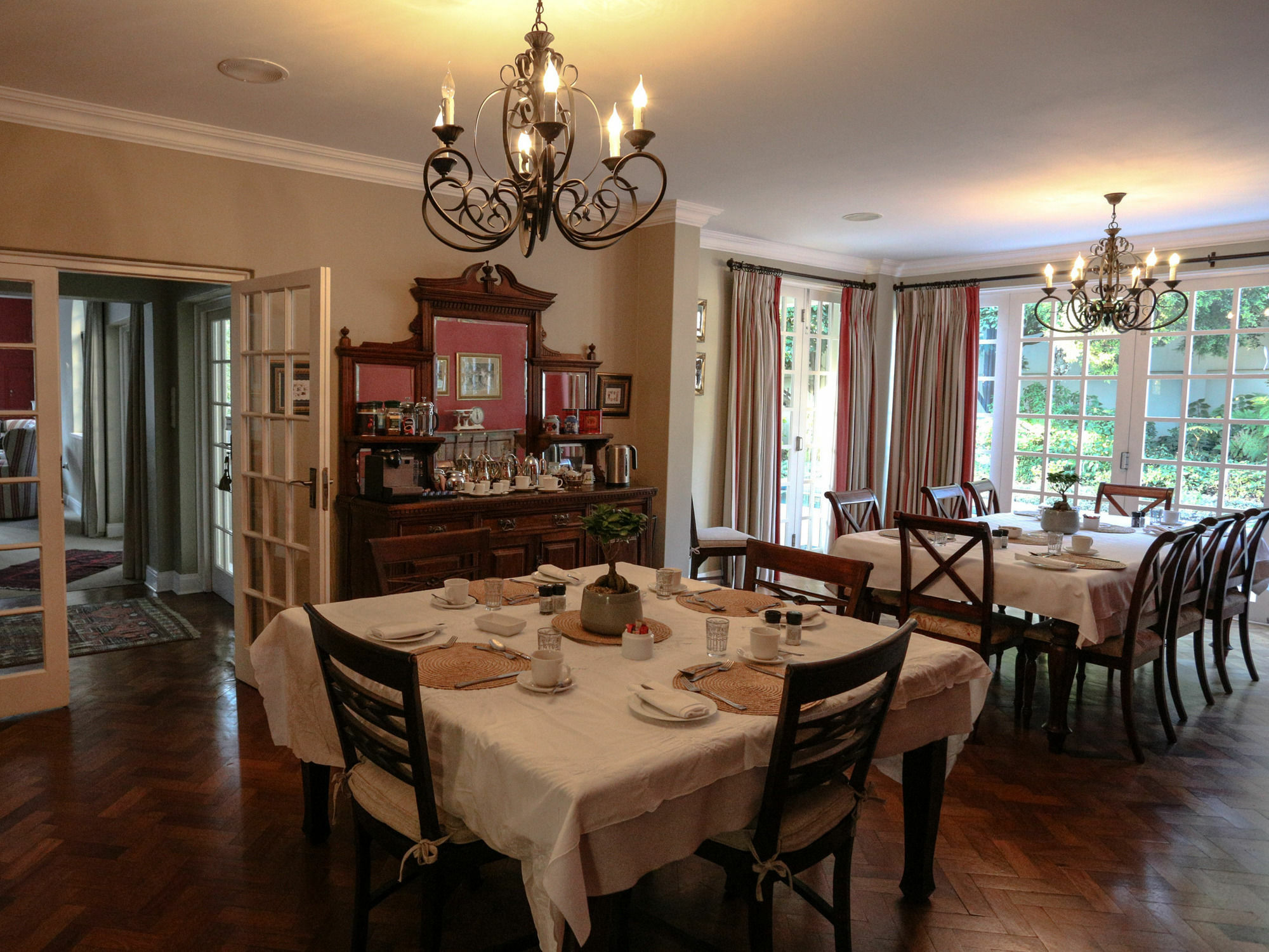 Dunkeld Manor Hotel โจฮันเนสเบิร์ก ภายนอก รูปภาพ